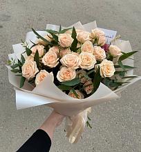 Букет Кремовые розы Латте в Вожеге