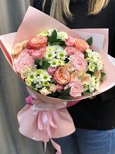 Букет нежные объятья в Вожеге Букет цветов из: Гвоздики, Розы и Хризантемы в Вожеге